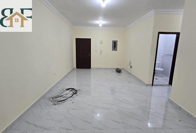 60722727 - Property Image 2