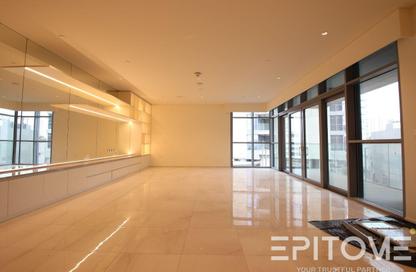 Apartment - 2 Bedrooms - 3 Bathrooms for sale in Seef Lusail Tower 1 - Seef Lusail - Lusail City - Lusail