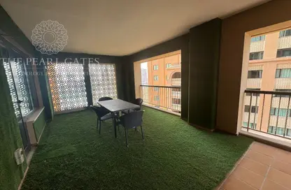 Apartment - 1 Bedroom - 2 Bathrooms for rent in East Porto Drive - Porto Arabia - The Pearl Island - Doha