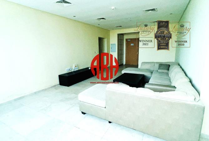 52453417 - Property Image 2