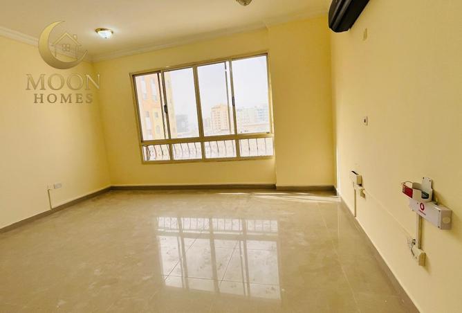 57033128 - Property Image 2