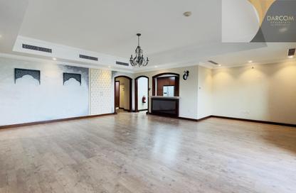 Apartment - 3 Bedrooms - 4 Bathrooms for rent in Porto Arabia Townhouses - Porto Arabia - The Pearl Island - Doha Apartment - 3 Bedrooms - 4 Bathrooms for rent in Porto Arabia Townhouses - Porto Arabia - The Pearl Island - Doha