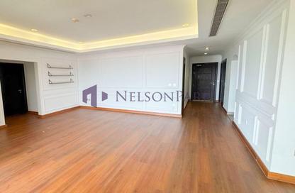 Apartment - 2 Bedrooms - 3 Bathrooms for rent in Porto Arabia - The Pearl Island - Doha