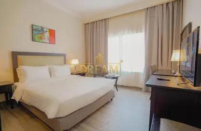 Apartment - Studio - 1 Bathroom for rent in West Bay - West Bay - Doha