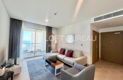 Apartment - 2 Bedrooms - 3 Bathrooms for rent in Viva Central - Viva Bahriyah - The Pearl Island - Doha