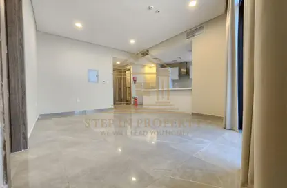 شقة - غرفة نوم - 2 حمامات للايجار في شقق جاردينو - جزيرة اللؤلؤة - الدوحة