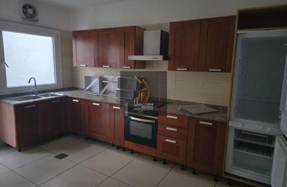 Compound - 4 Bedrooms - 3 Bathrooms for rent in Al Gharrafa - Al Gharrafa - Doha