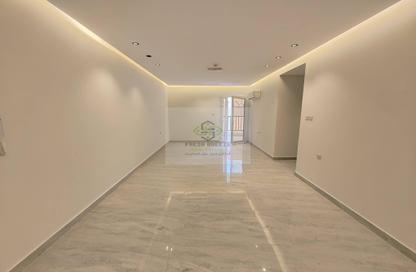 Apartment - 3 Bedrooms - 3 Bathrooms for rent in Old Airport Residential Apartments - Old Airport Road - Doha