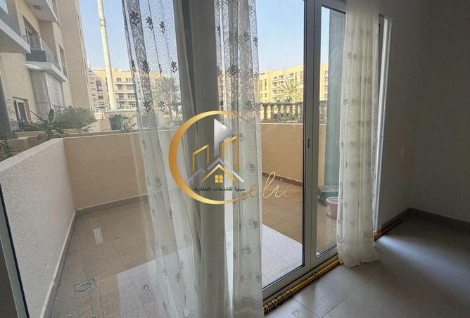 1008420 - Property Image 3