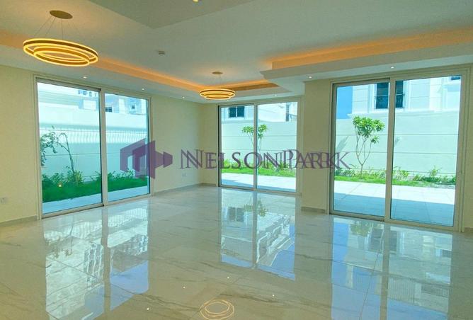 53860316 - Property Image 2