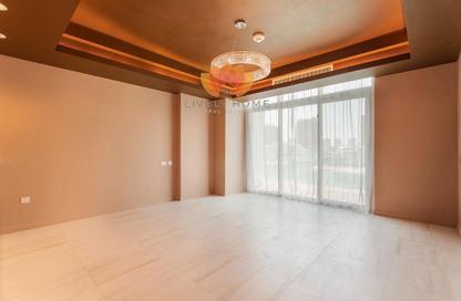 Apartment - 1 Bedroom - 2 Bathrooms for rent in Crystal Residence - Gewan Island - The Pearl Island - Doha