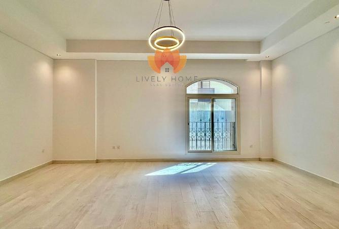 53422659 - Property Image 3