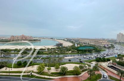 Apartment - Studio - 1 for rent in Tower 18 - Porto Arabia - The Pearl Island - Doha