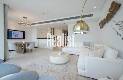 Apartment - 2 Bedrooms - 3 Bathrooms for rent in Hilton Doha The Pearl Residences - Abraj Quartiers - The Pearl Island - Doha