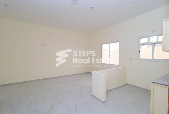 60723372 - Property Image 2