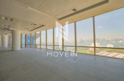 Office Space - 1 Bedroom - 2 Bathrooms for rent in Corniche Road - Corniche Road - Doha