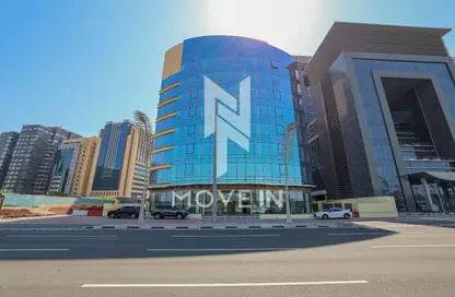 Office Space - 1 Bedroom - 2 Bathrooms for rent in Corniche Road - Corniche Road - Doha