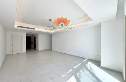 Apartment - 2 Bedrooms - 4 Bathrooms for rent in Crystal Residence - Gewan Island - The Pearl Island - Doha