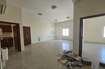 Apartment - 3 Bedrooms - 2 Bathrooms for rent in Old Airport Road - Doha