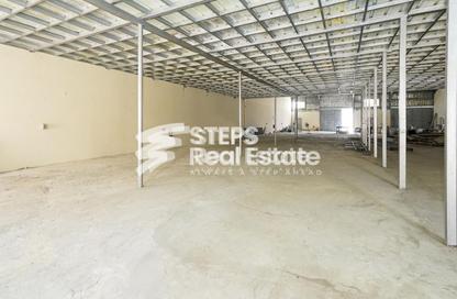 Warehouse - Studio - 1 Bathroom for rent in East Industrial Street - Birkat Al Awamer - Al Wakra