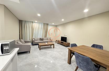 Apartment - 2 Bedrooms - 3 Bathrooms for rent in Giardino Village - The Pearl Island - Doha