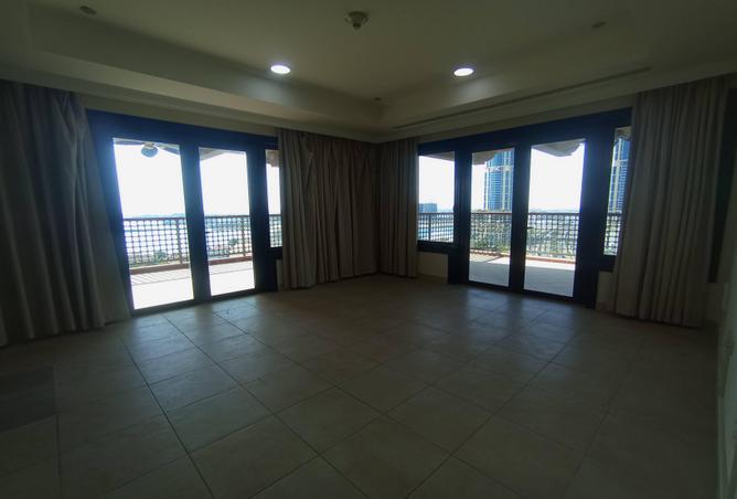 1011772 - Property Image 2