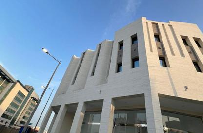 Apartment - 3 Bedrooms - 2 Bathrooms for rent in Bin Omran 35 - Fereej Bin Omran - Doha