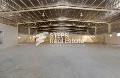 Warehouse - Studio - 4 for rent in Industrial Area 4 - Industrial Area - Industrial Area - Doha