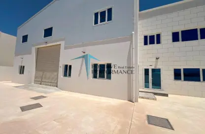 Warehouse - Studio for rent in East Industrial Street - Birkat Al Awamer - Al Wakra