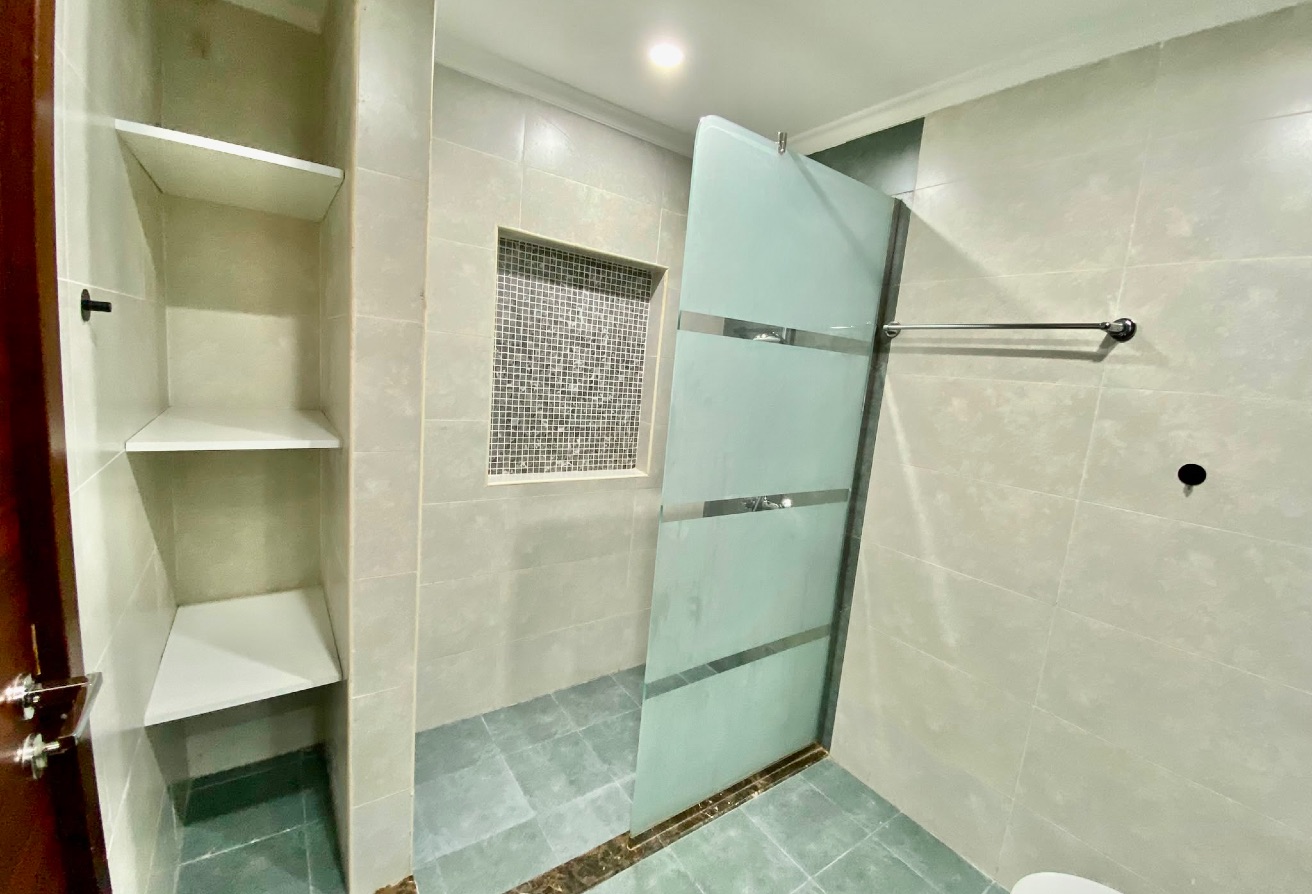 Exclusive 2BHK + Maid | Fully Furnished thumbnail 16