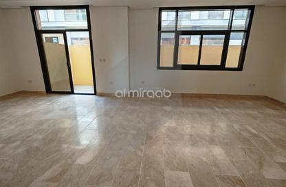 Villa - 4 Bedrooms - 3 Bathrooms for rent in Al Mirqab Compound 3 - Al Aziziyah - Doha Villa - 4 Bedrooms - 3 Bathrooms for rent in Al Mirqab Compound 3 - Al Aziziyah - Doha