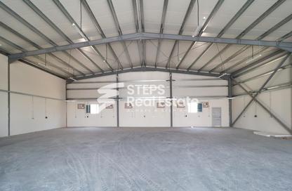Warehouse - Studio for rent in Industrial Area 4 - Industrial Area - Industrial Area - Doha