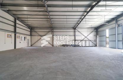 Warehouse - Studio for rent in Industrial Area 4 - Industrial Area - Industrial Area - Doha