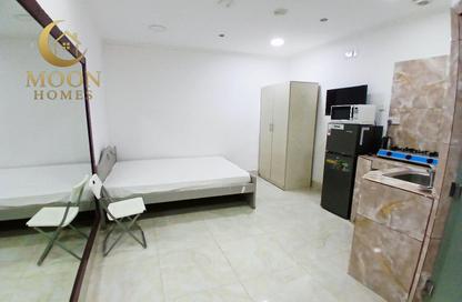 Apartment - Studio - 1 Bathroom for rent in Umm Ghwailina Comm - Umm Ghuwalina - Umm Ghuwailina - Doha