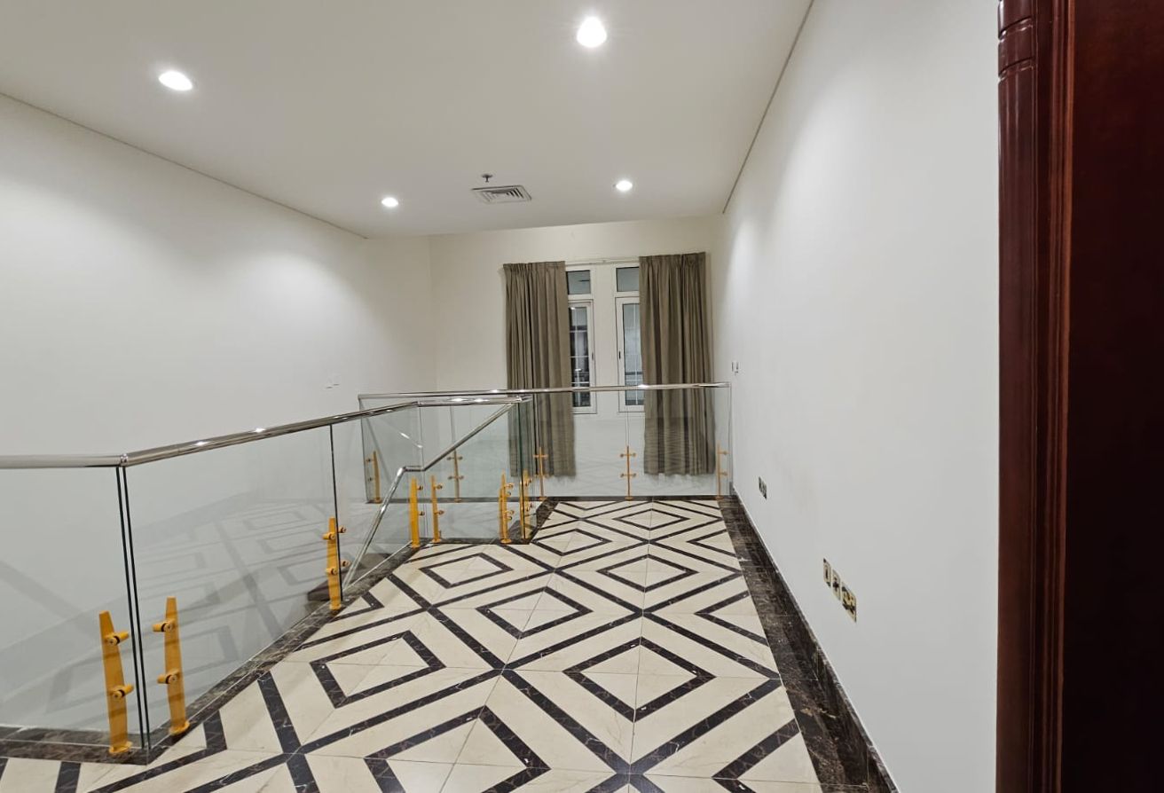 3 plus maid room I Duplex I FF I Exl I Pool & Gym thumbnail 3