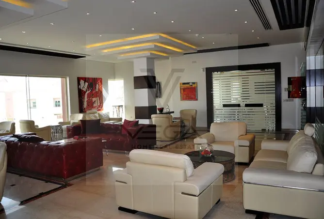 62409855 - Property Image 3