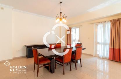 Apartment - 2 Bedrooms - 3 Bathrooms for rent in West Bay Tower - West Bay - West Bay - Doha