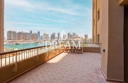 Apartment - 1 Bedroom - 2 Bathrooms for rent in East Porto Drive - Porto Arabia - The Pearl Island - Doha