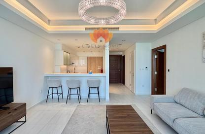 Apartment - 1 Bedroom - 2 Bathrooms for rent in Crystal Residence - Gewan Island - The Pearl Island - Doha