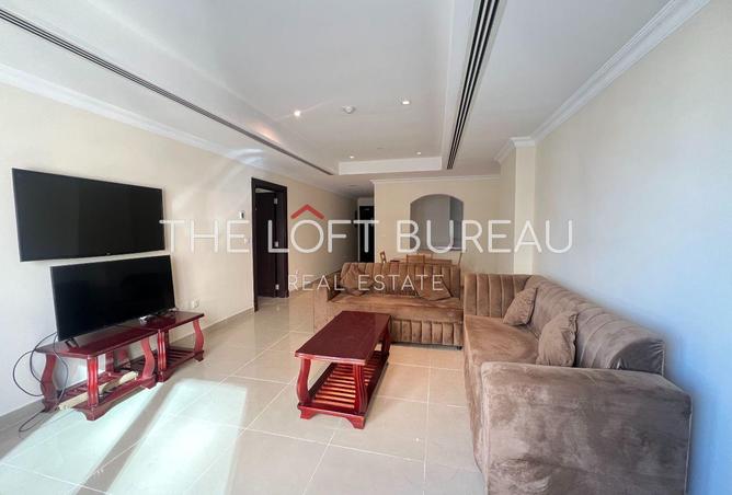 1008985 - Property Image 2