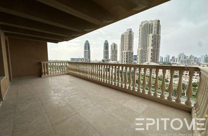 Apartment - 3 Bedrooms - 5 Bathrooms for rent in Porto Arabia - The Pearl Island - Doha