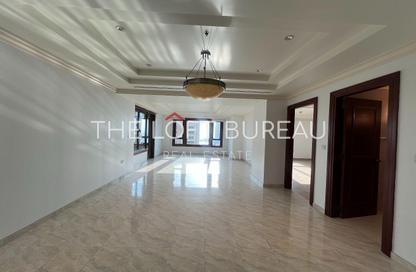 Apartment - 2 Bedrooms - 3 Bathrooms for rent in East Porto Drive - Porto Arabia - The Pearl Island - Doha Apartment - 2 Bedrooms - 3 Bathrooms for rent in East Porto Drive - Porto Arabia - The Pearl Island - Doha