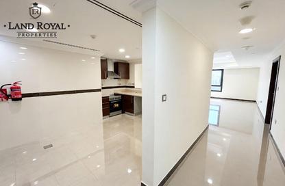 Apartment - 1 - 2 for rent in Porto Arabia - The Pearl Island - Doha