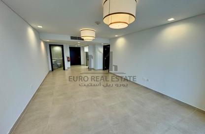 Apartment - 1 - 2 for sale in Viva West - Viva Bahriyah - The Pearl Island - Doha
