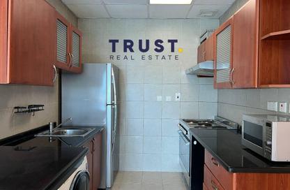 Apartment - 2 Bedrooms - 2 Bathrooms for rent in Zig Zag Towers - West Bay - Doha