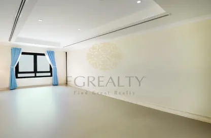 Apartment - Studio - 1 Bathroom for sale in West Porto Drive - Porto Arabia - The Pearl Island - Doha Apartment - Studio - 1 Bathroom for sale in West Porto Drive - Porto Arabia - The Pearl Island - Doha