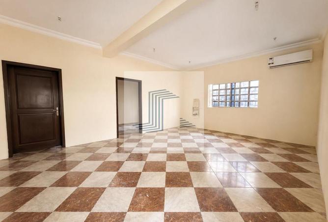 58147501 - Property Main Image
