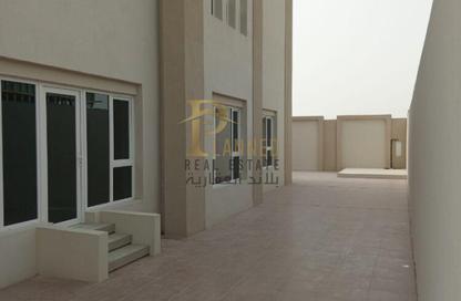 Villa - 7 - 7+ for rent in Izghawa - Doha