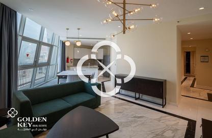 Penthouse - 2 Bedrooms - 4 Bathrooms for rent in The Garden - Floresta Gardens - The Pearl Island - Doha