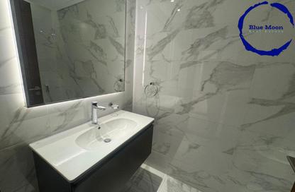 Apartment - 2 Bedrooms - 3 Bathrooms for rent in Crystal Residence - Gewan Island - The Pearl Island - Doha